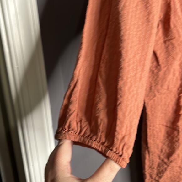 Polygram Brown Cinched Blouse Size Large - Picture 5 of 9